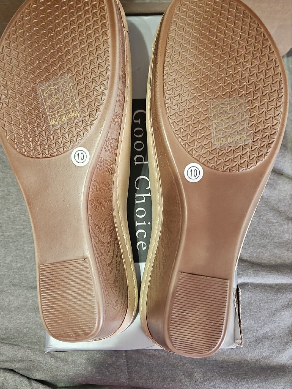 Good Choice Naples Natural Cream Women's Slip-On Mules with Floral Accent - Picture 4 of 5
